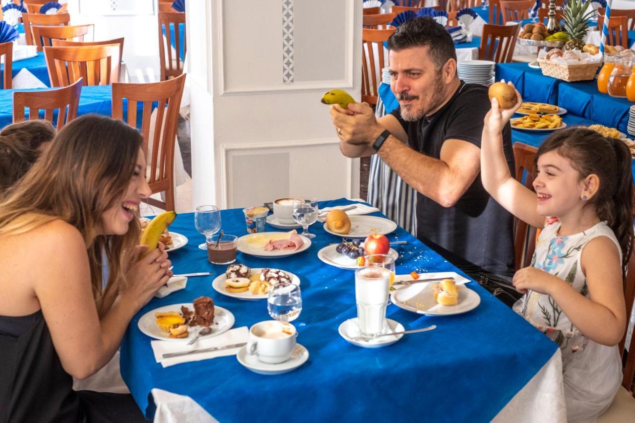 Hotel Holland Римини Екстериор снимка