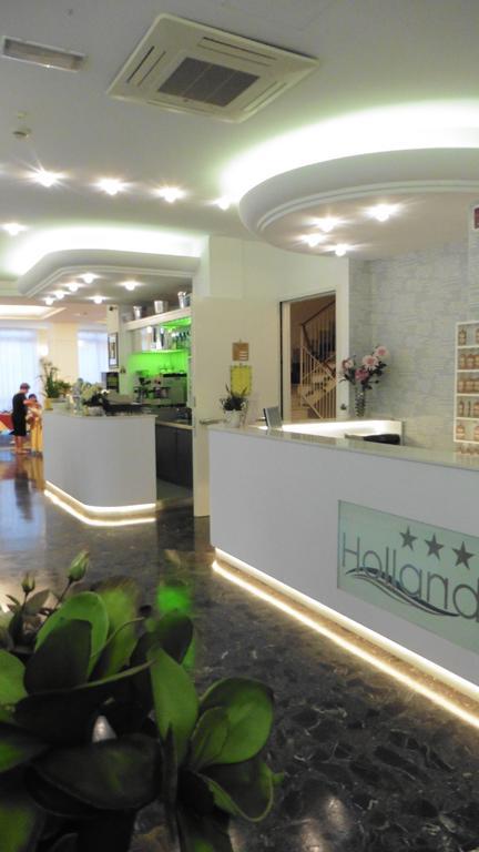Hotel Holland Римини Екстериор снимка